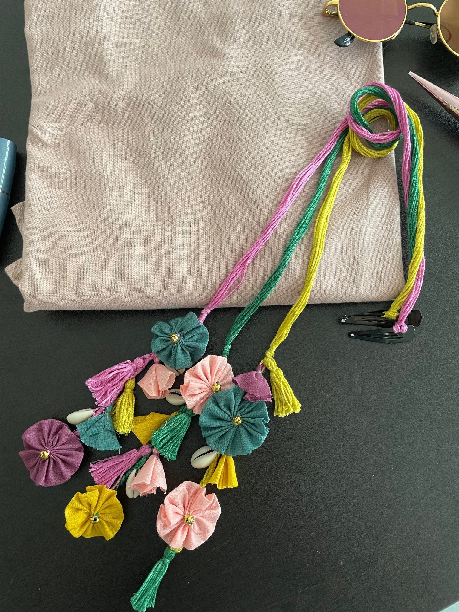 Multicolored floral parandi - Kalakari