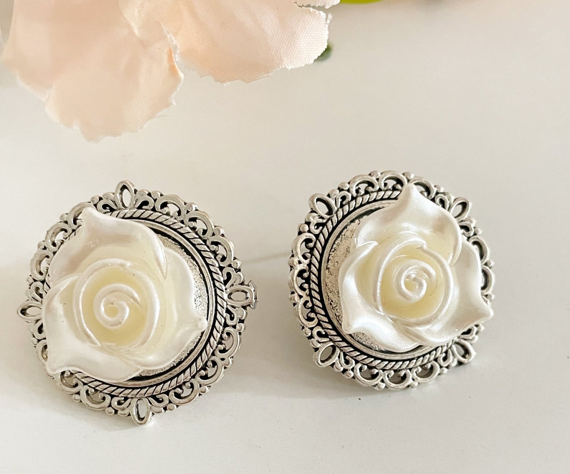 Oxidized rose studs - Kalakari