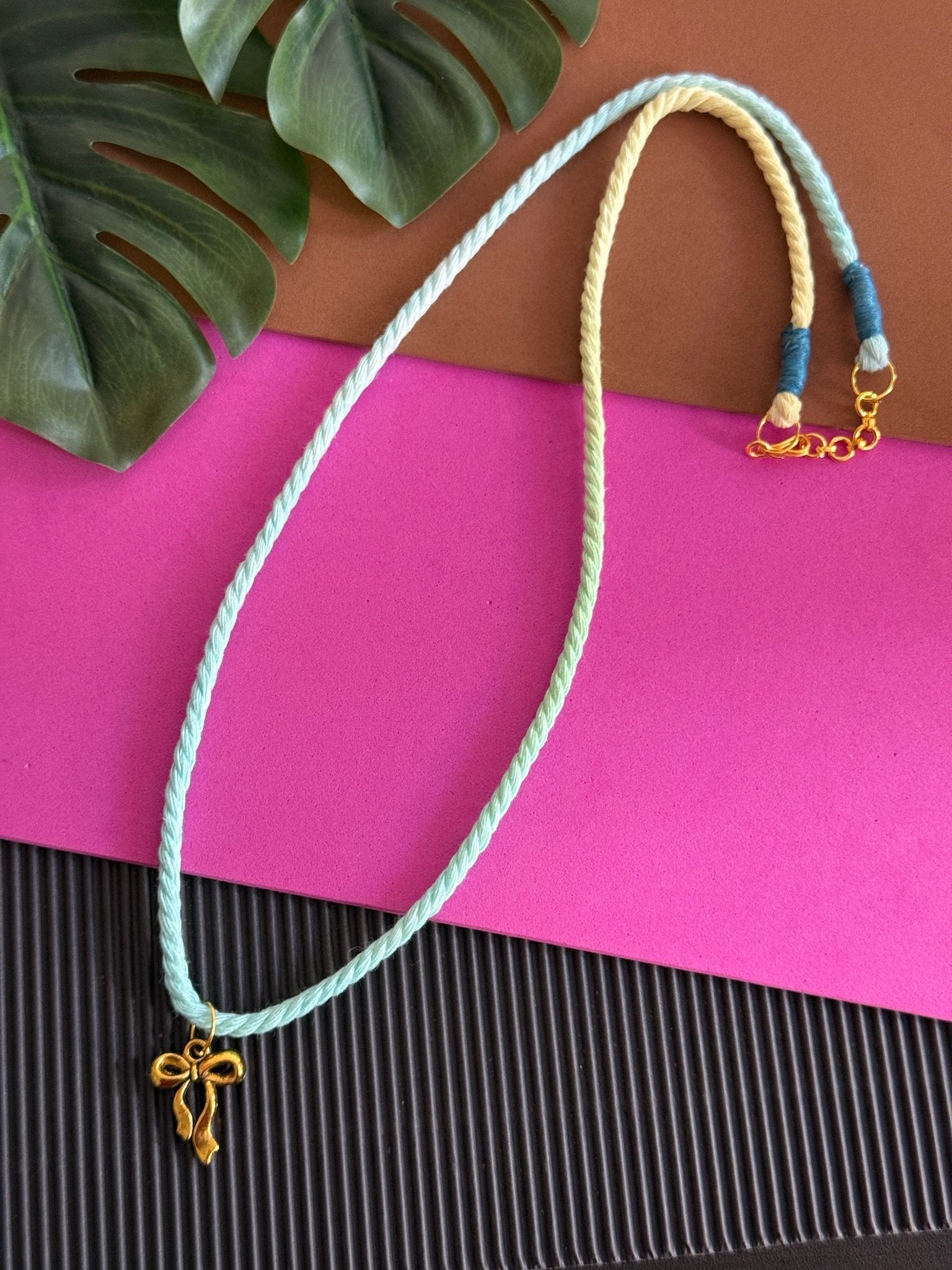 Pastel bow necklace - Kalakari