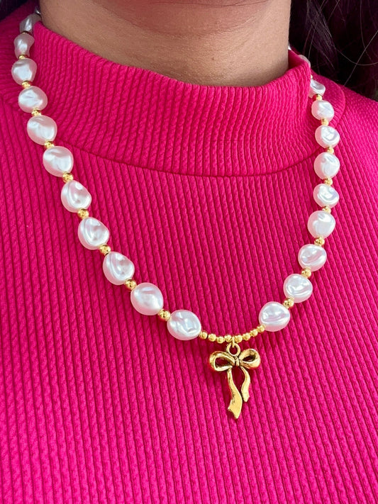 Pearl bow necklace - Kalakari