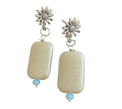 Pearl drop earrings - Kalakari