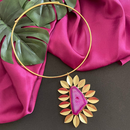 Pink agate stone floral hasli - Kalakari