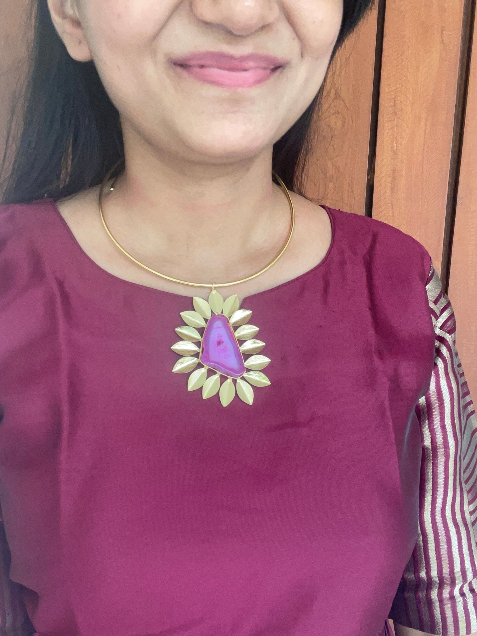 Pink agate stone floral hasli - Kalakari