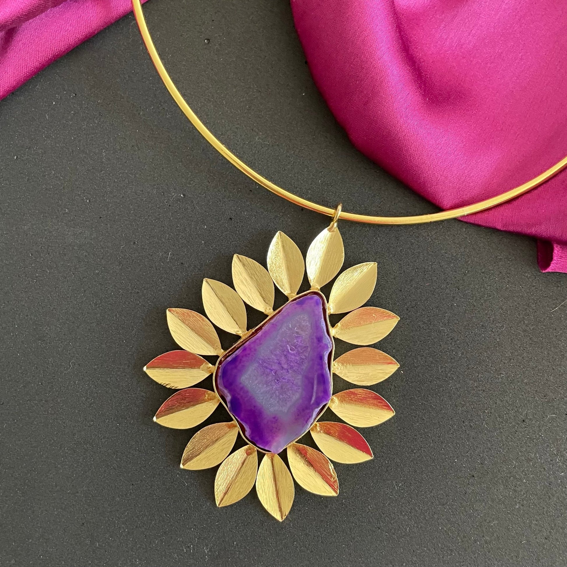 Purple agate stone floral hasli - Kalakari