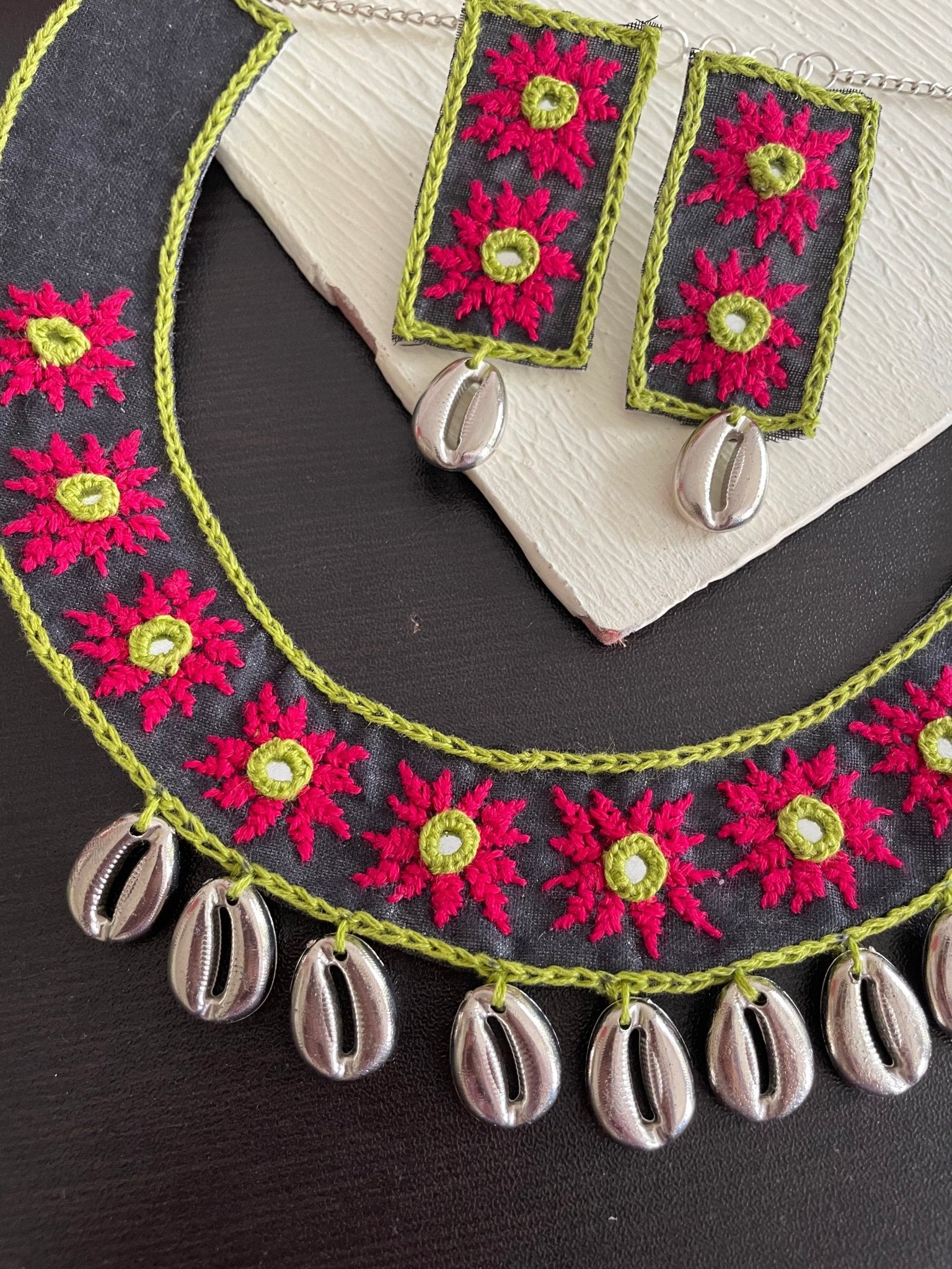 Rabari work necklace set - Kalakari
