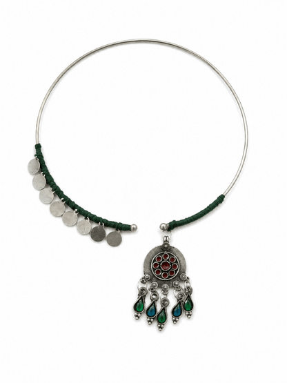 Silver pendant hasli with coin details - Kalakari