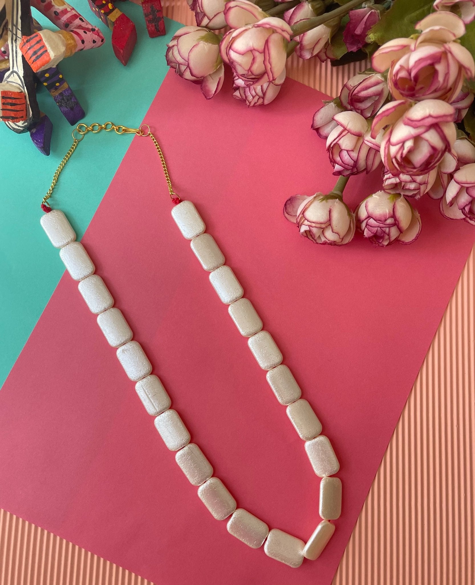 Statement pearl necklace - Kalakari
