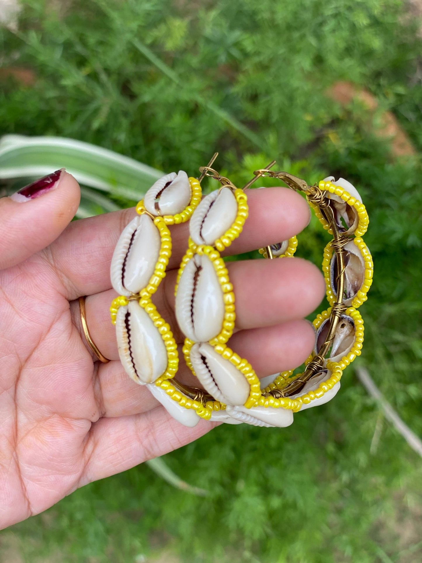 Yellow beaded shell earrings - Kalakari