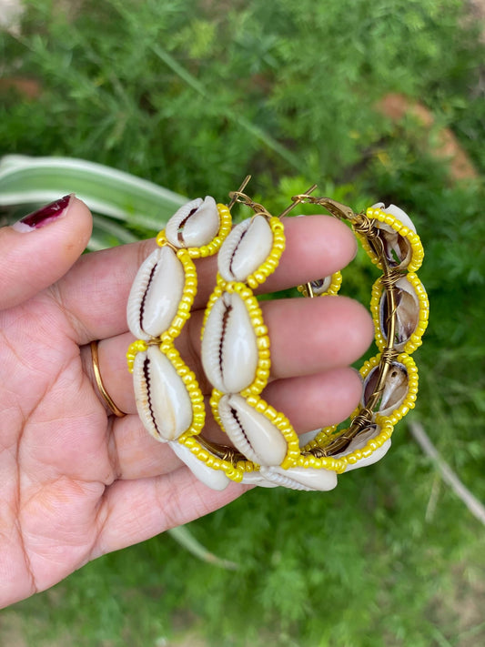 Yellow beaded shell earrings - Kalakari